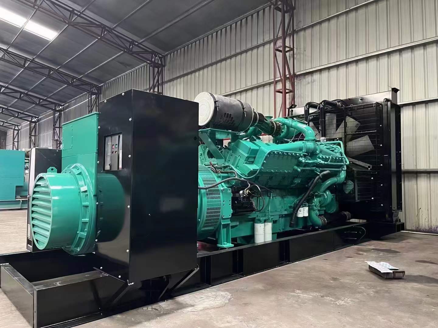 江陵如何降低 800kW 柴油发电机输出电流的波动？