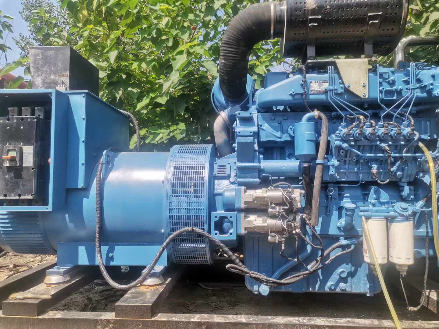 江陵详细说明降低 800kW 柴油发电机输出电流波动的方法