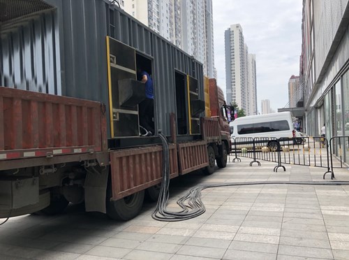 江陵低温环境下，柴油发电机组电池充满电的具体时间受哪些因素影响？
