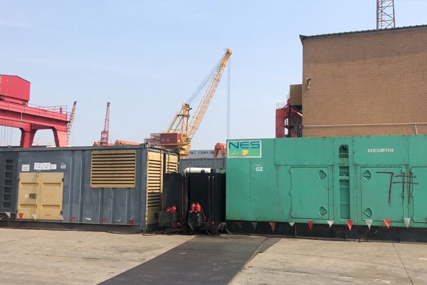 江陵发电机出租空气滤清器的清洁频率是多少？