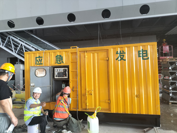 江陵怎样判断空气滤清器是否需要更换？